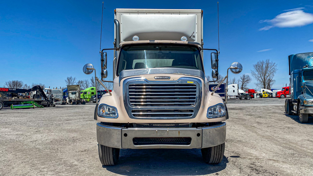 FREIGHTLINER M2 112 CURTAIN SIDE BOX WITH CRANE