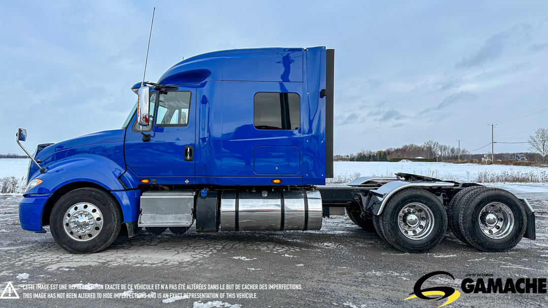 INTERNATIONAL PROSTAR HIGHWAY / SLEEPER TRUCK /  TRACTOR