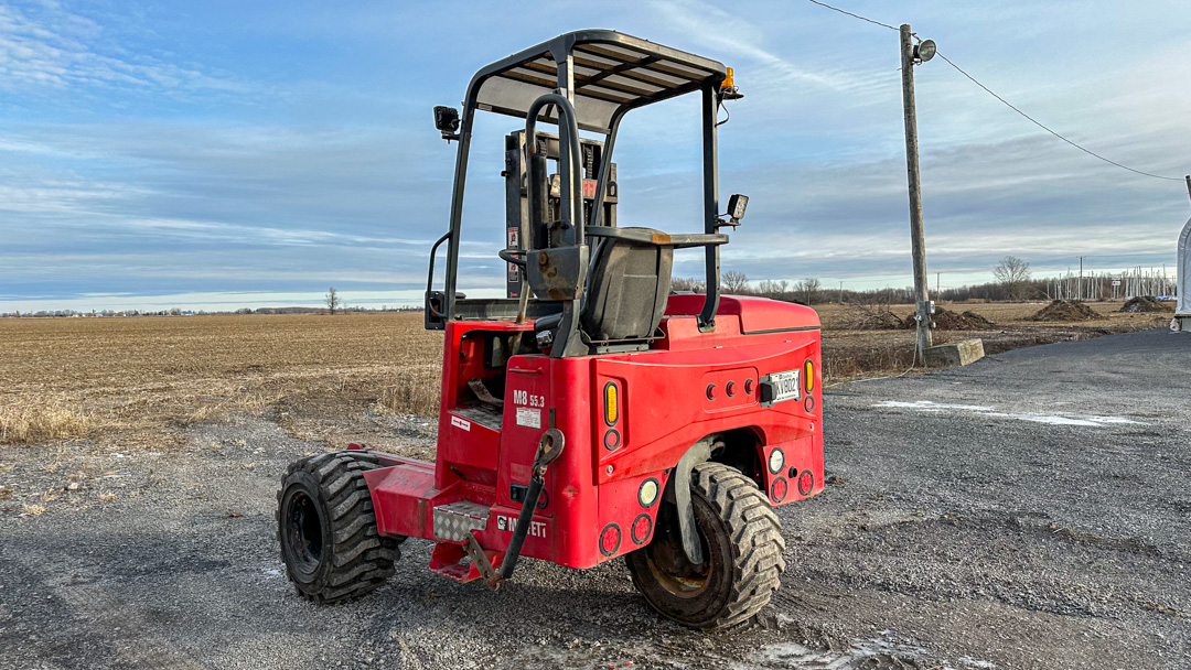 MOFFETT M8 55.3 TRUCK MOUNTED FORKLIFT