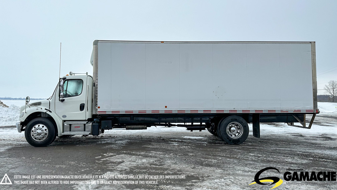 FREIGHTLINER M2 106 TRUCK DRY BOX VAN