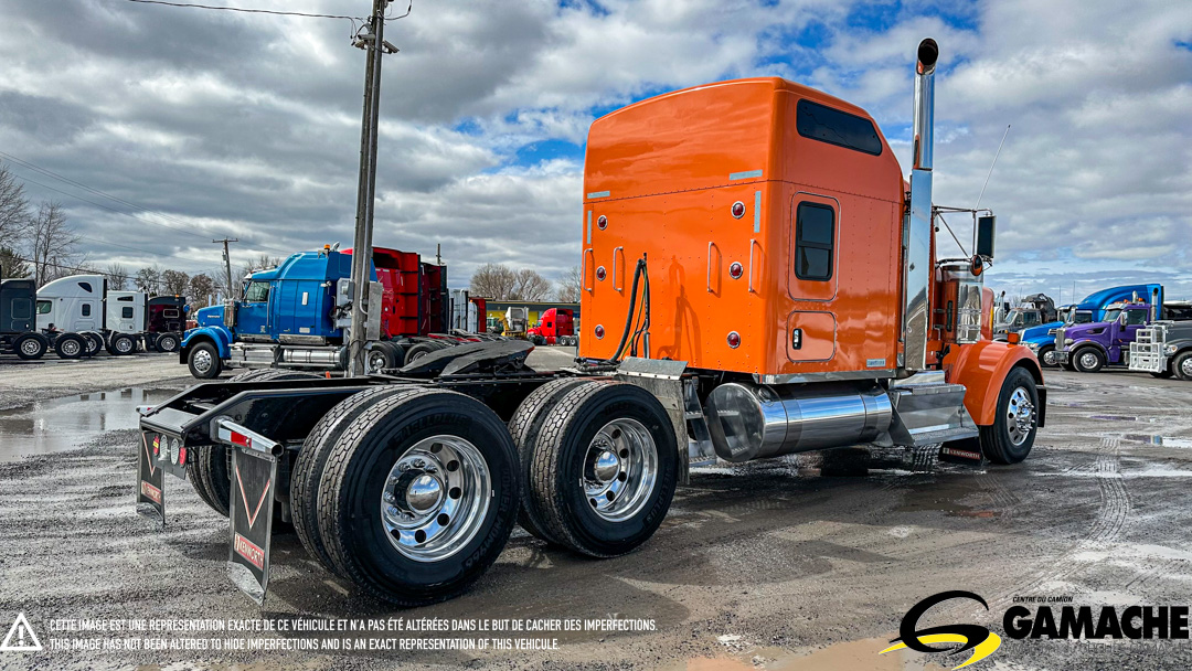 KENWORTH W900L HIGHWAY / SLEEPER TRUCK /  TRACTOR