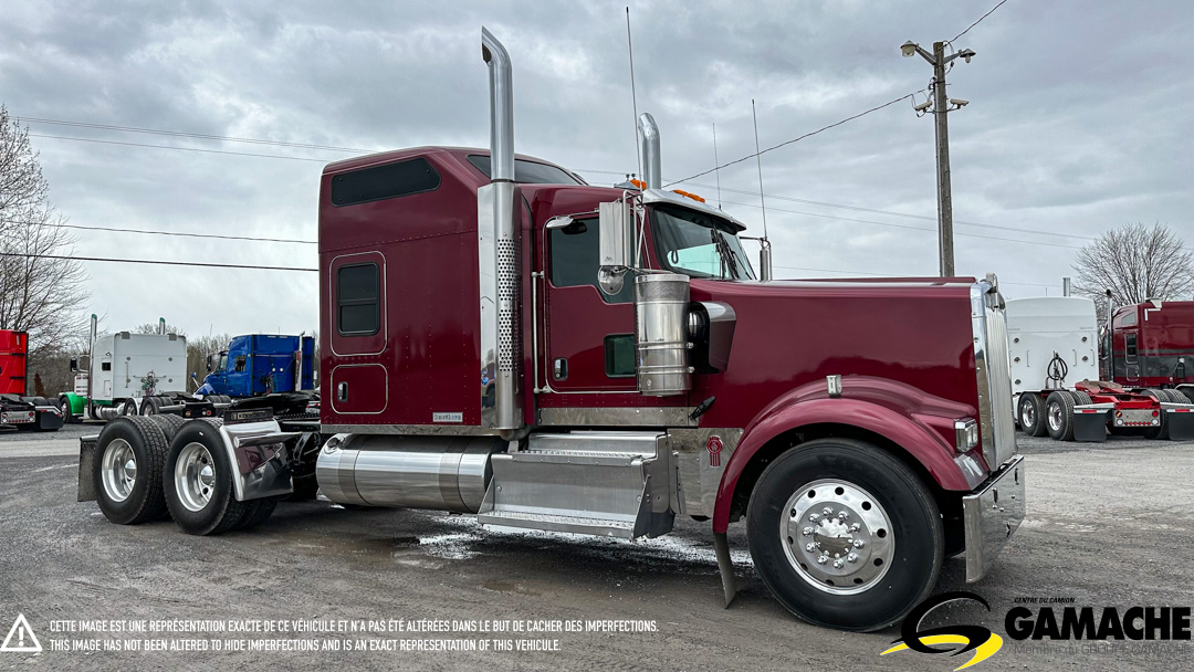 KENWORTH W900L HIGHWAY / SLEEPER TRUCK /  TRACTOR