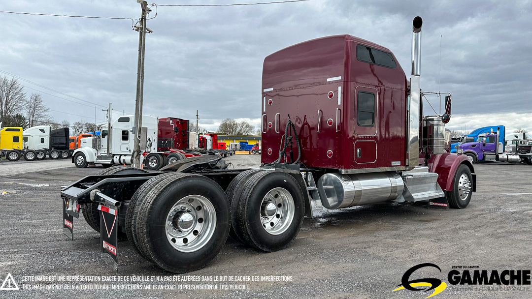 KENWORTH W900L HIGHWAY / SLEEPER TRUCK /  TRACTOR