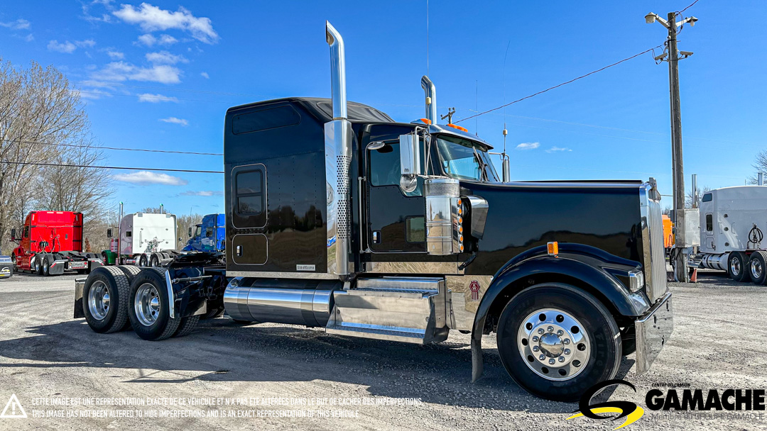 KENWORTH W900L HIGHWAY / SLEEPER TRUCK /  TRACTOR