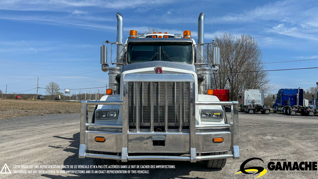 KENWORTH T800 SLEEPER TRUCK TRACTOR / HIGHWAY