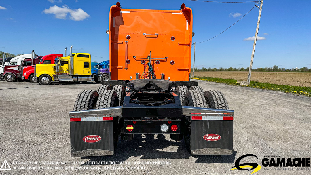 PETERBILT 389 HIGHWAY / SLEEPER TRUCK /  TRACTOR