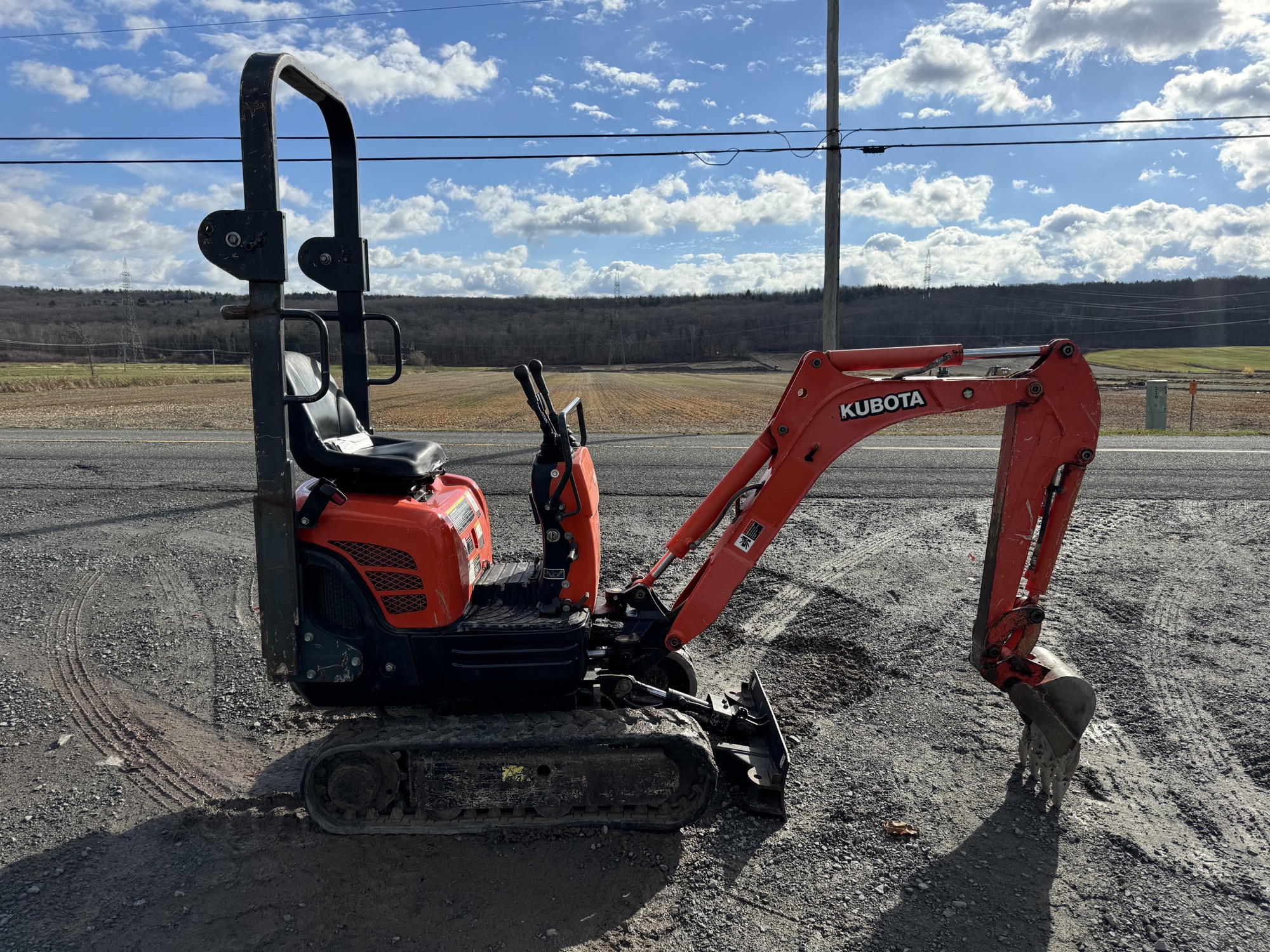 Kubota KX008_3335.jpg