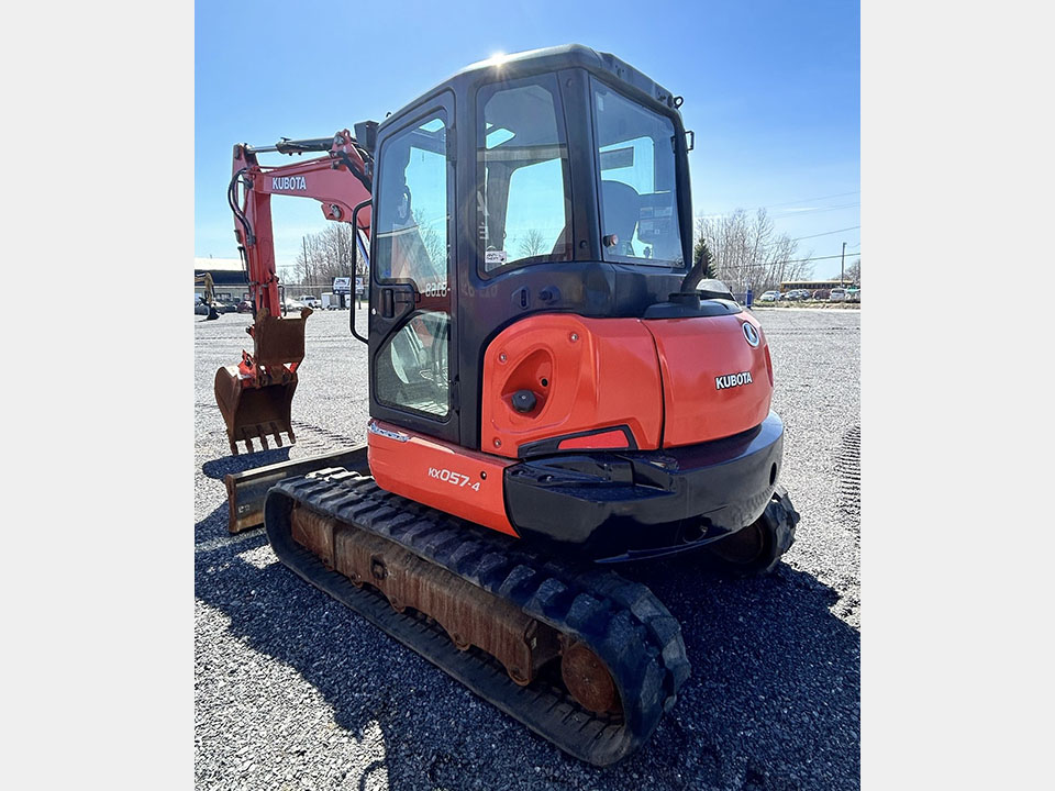 kx057_kubota-5.jpg