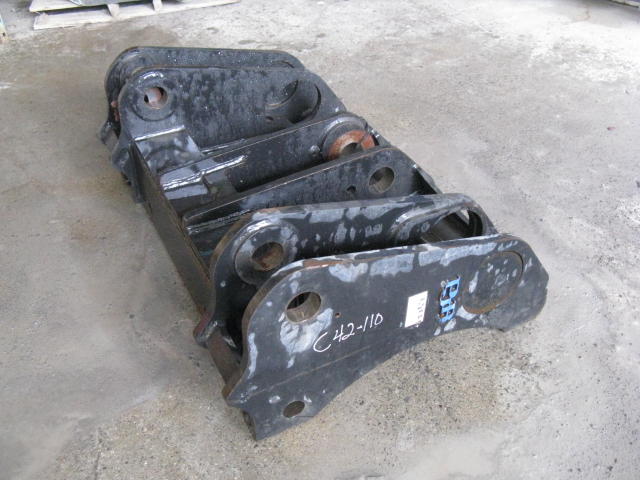 Attache-Volvo-L110-L120.jpg