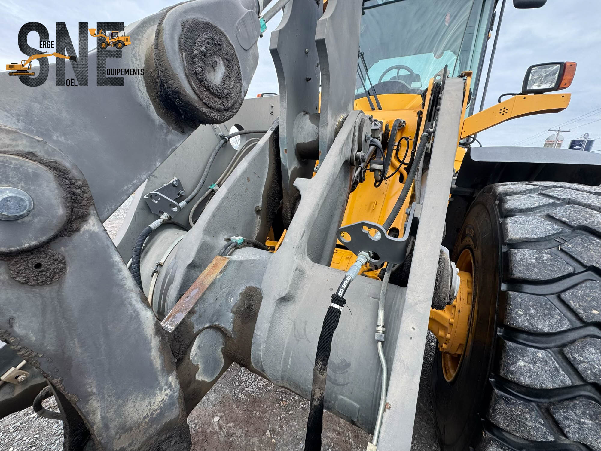 Volvo L90G #7323_9254.jpg