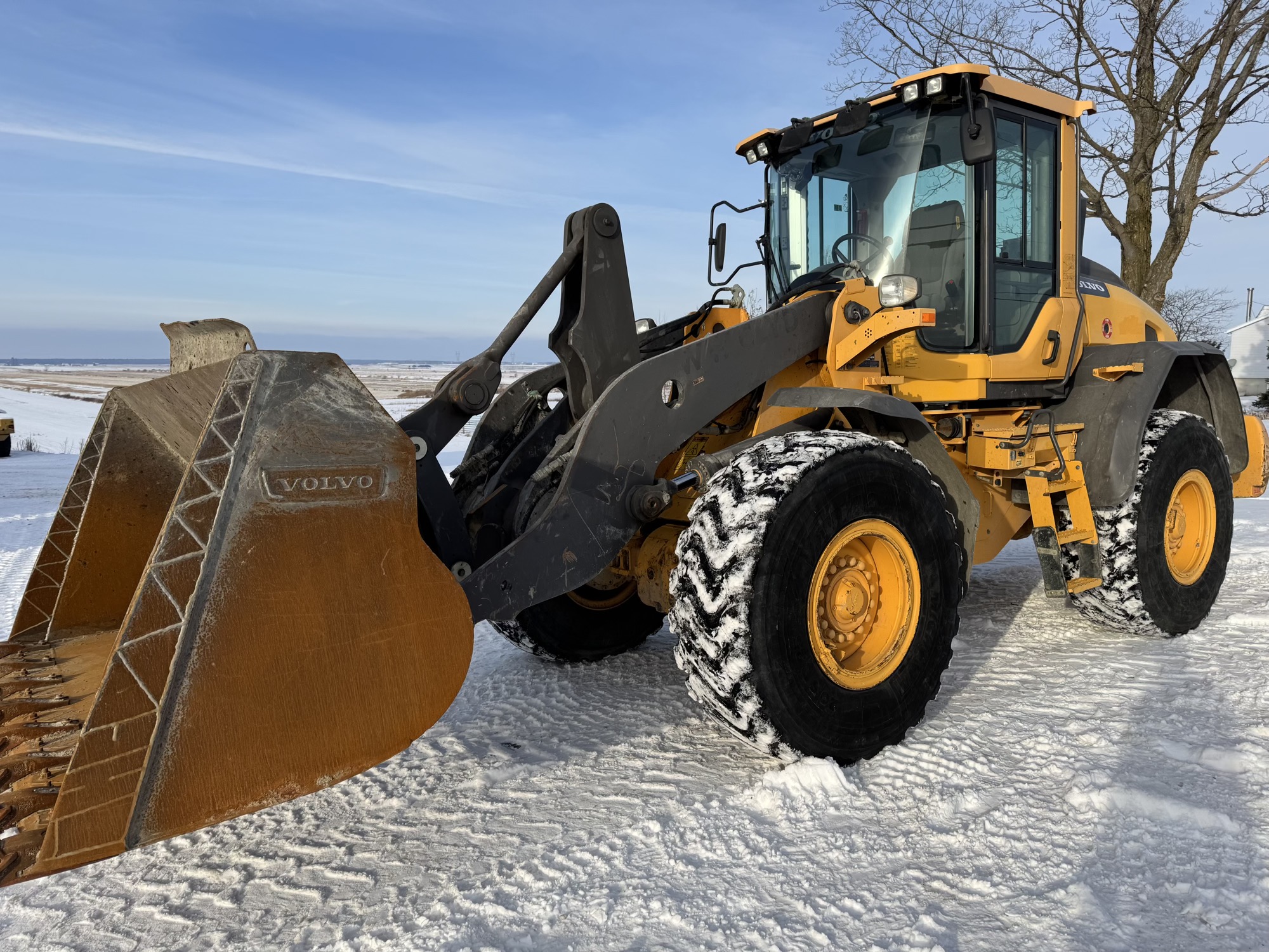 Volvo L90H_4098.jpg