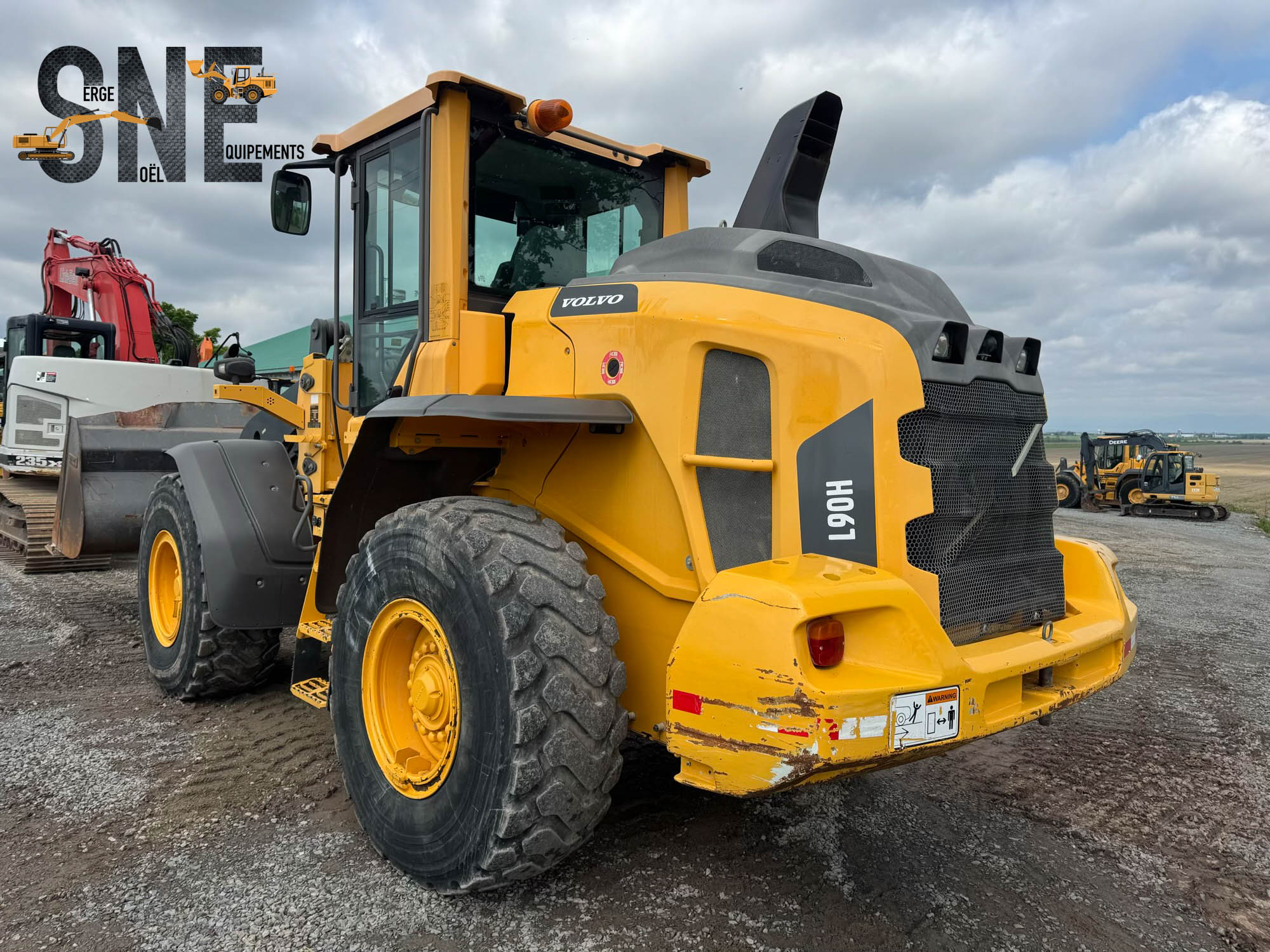 Volvo L90H_6550.jpg