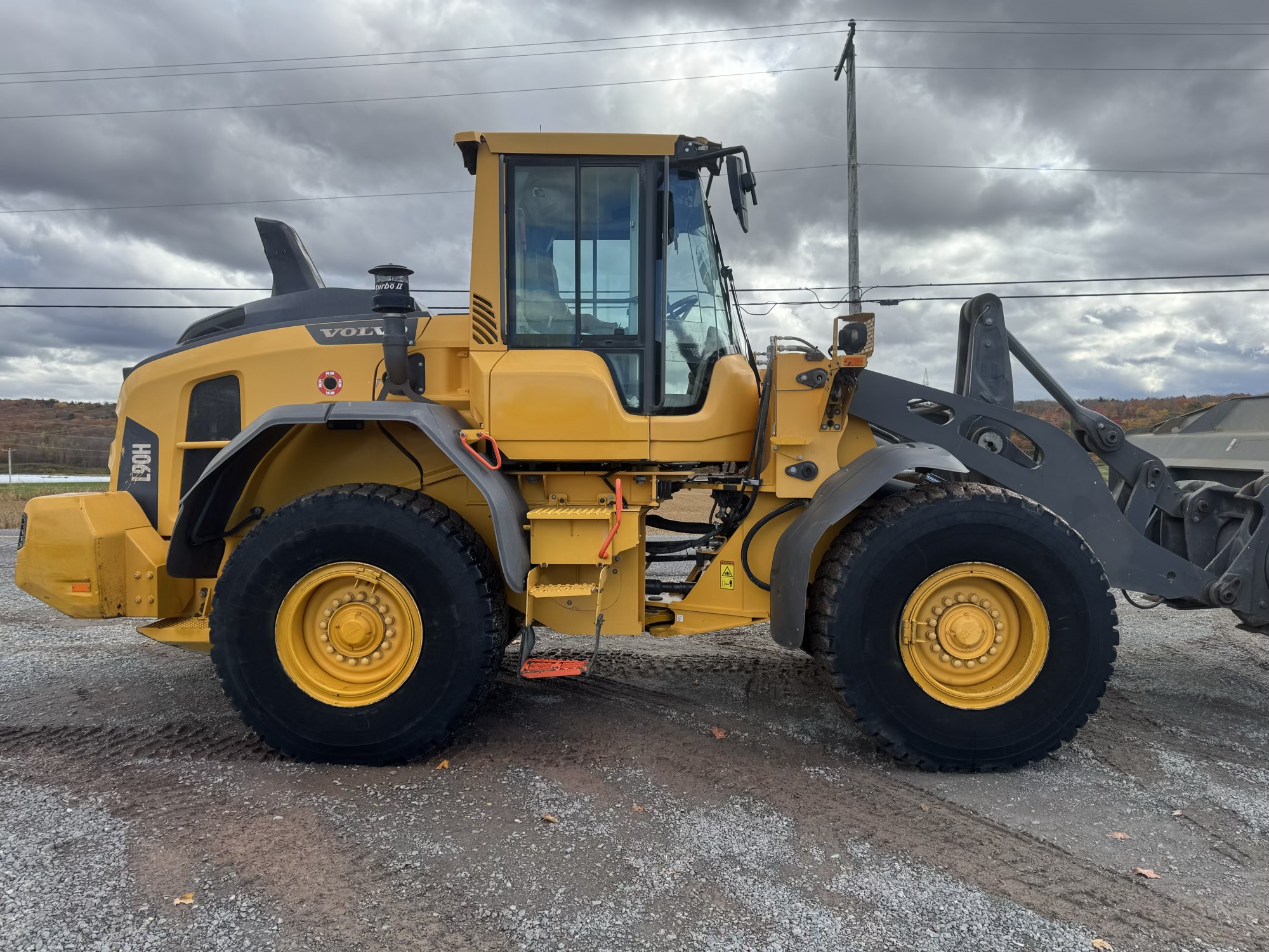 Volvo L90H_8717.jpg