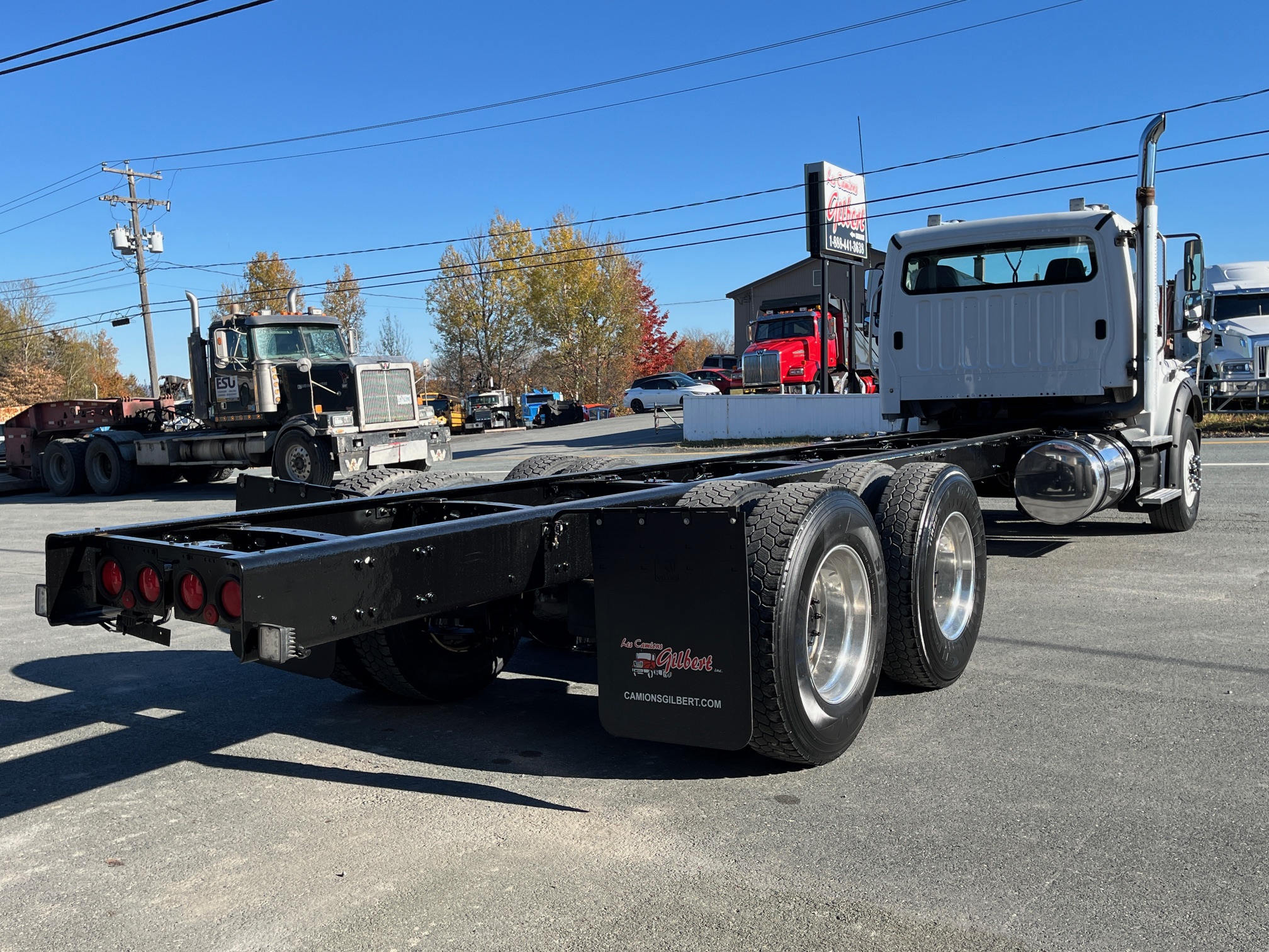 2012 - Freightliner M2 112 - Cab and Chassis  05.jpeg