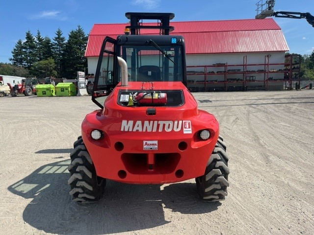 Manitou M50-4 2022 #CE0803 profil arriere back side.jpg