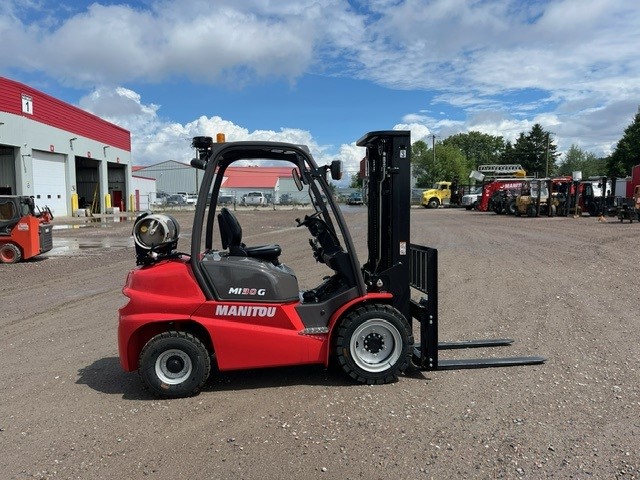 Manitou Mi30G #CE6481 Profil droite right side.jpg