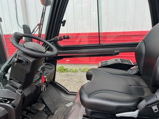 Manitou Mi25G 2024 #CE8464 Interieur Interior.jpg