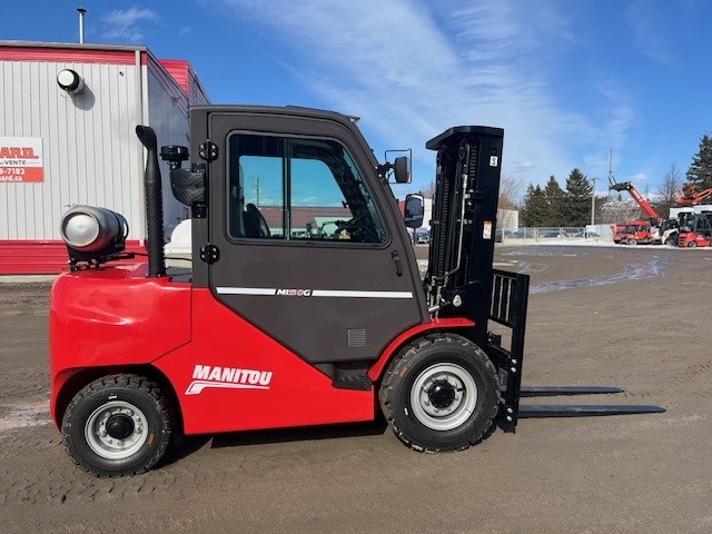 Manitou MI50G 2025 #CE2469 Profil droite right side.jpg