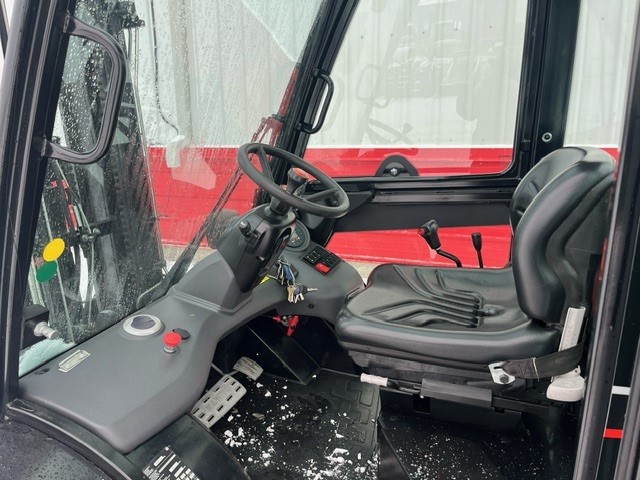 Manitou MSI30D 2021 #CE0630 interieur interior.jpg