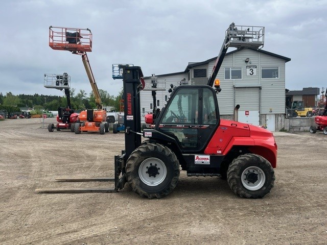 Manitou M50-4 #CE4065 profile gauche left side.jpg