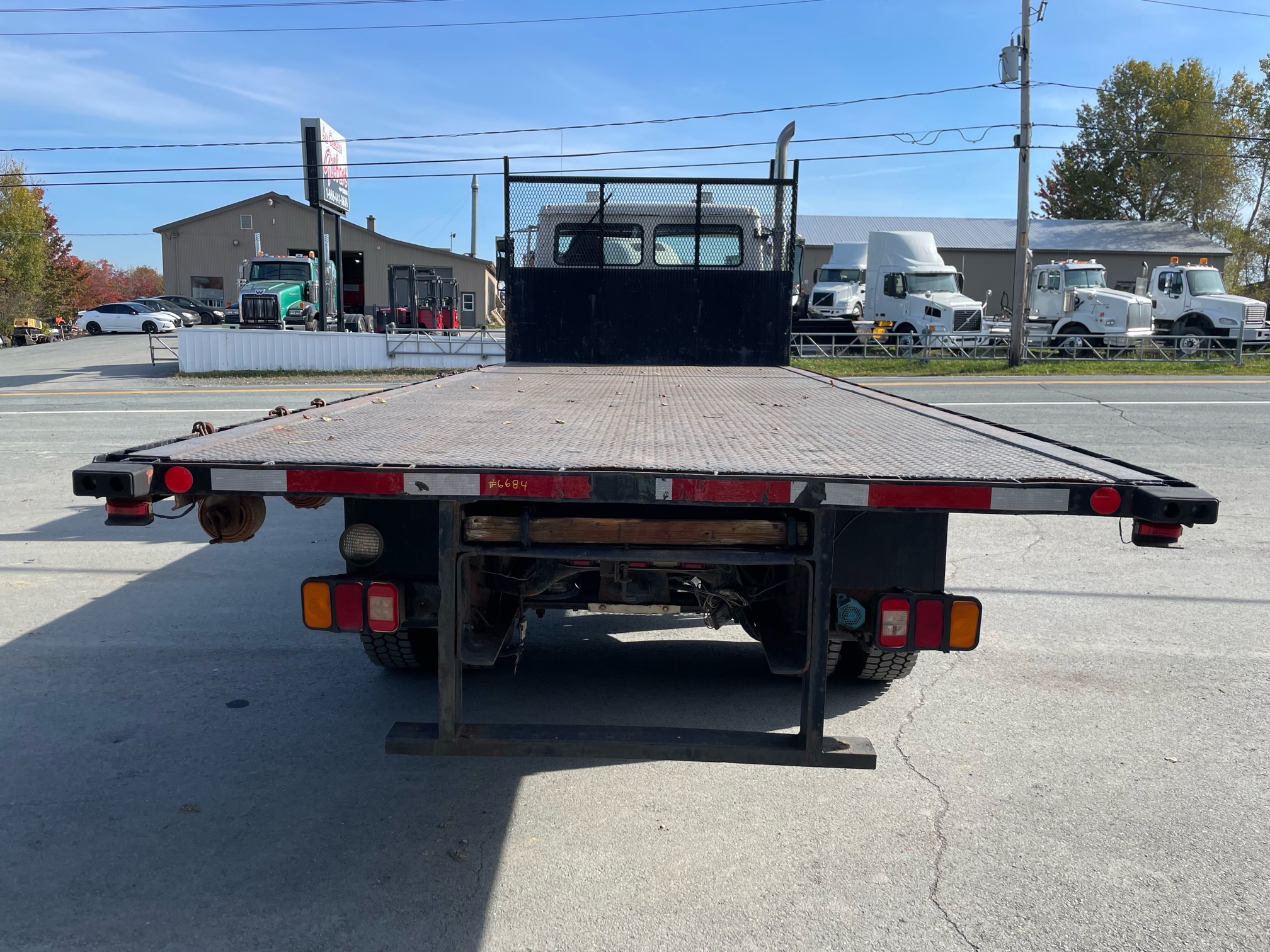 2003 - Freightliner FL80 - Camion Plateforme - 06.jpeg