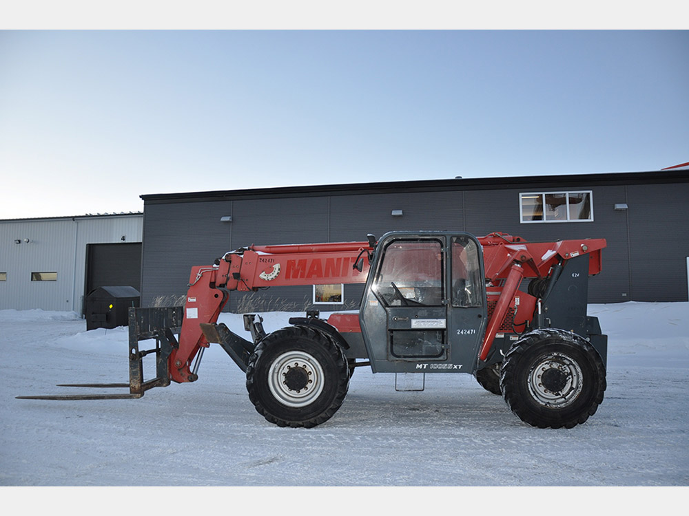 Poulin 2017 Manitou MT10055.jpg