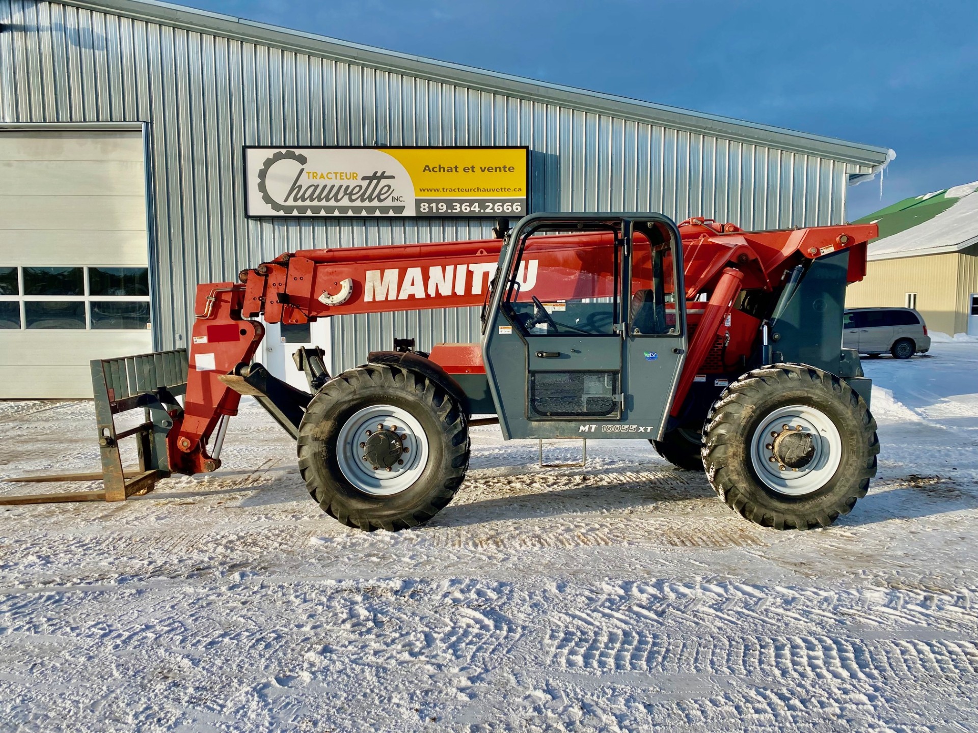 Manitou MT10055XT (1).jpg