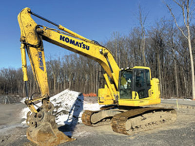Komatsu-PC238USLC-11-2018.jpg