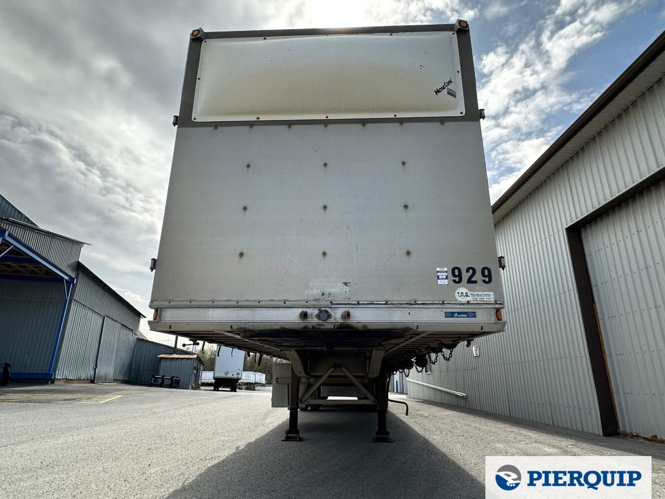 Pierquip_Alutrec_2011_Tridem_Flatbed-3.jpeg
