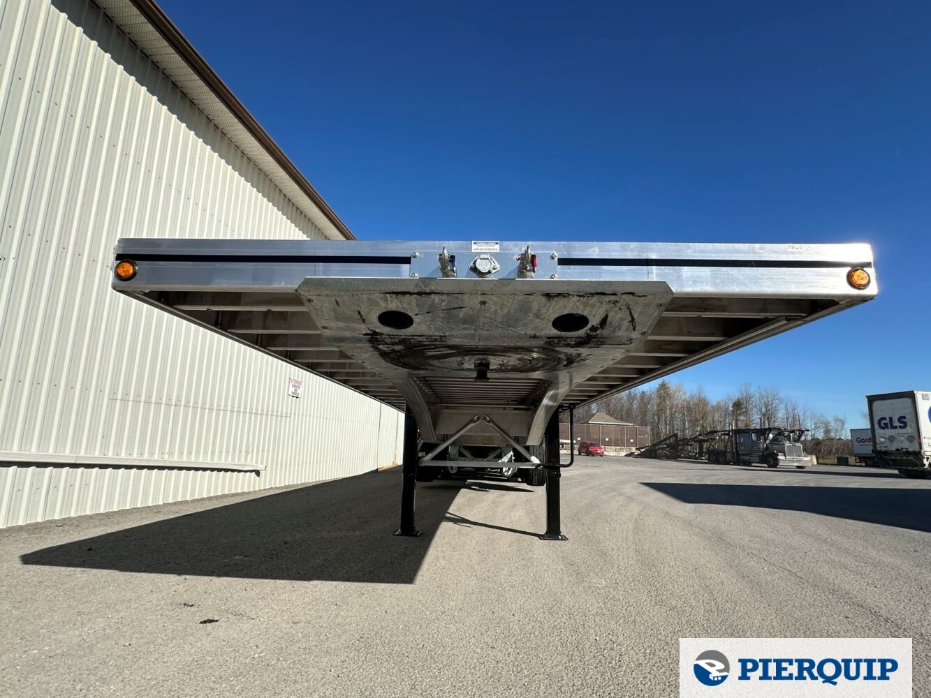 Pierquip-Flatbed-MacTrailer-4axles-2025-002.jpg