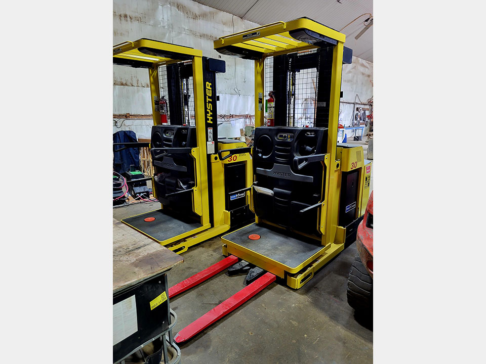 r30xm3_hyster_2.jpg