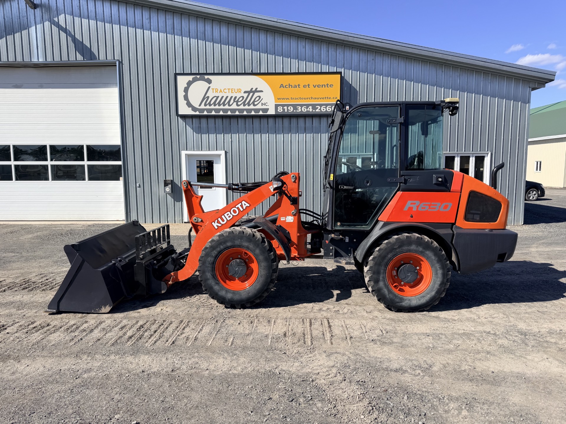 Kubota R630 (1).jpg