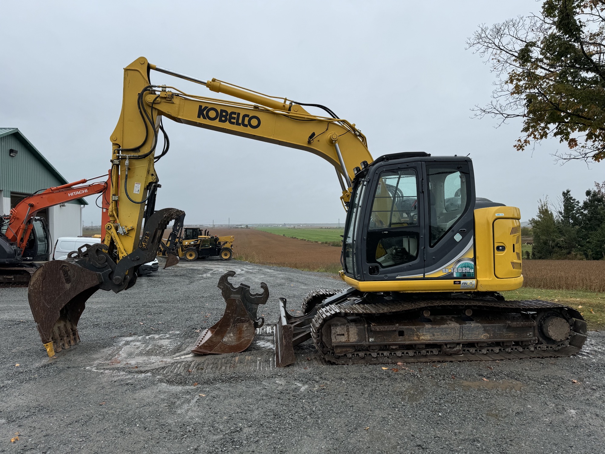 Kobelco SK140SRLC-5_2649.jpg