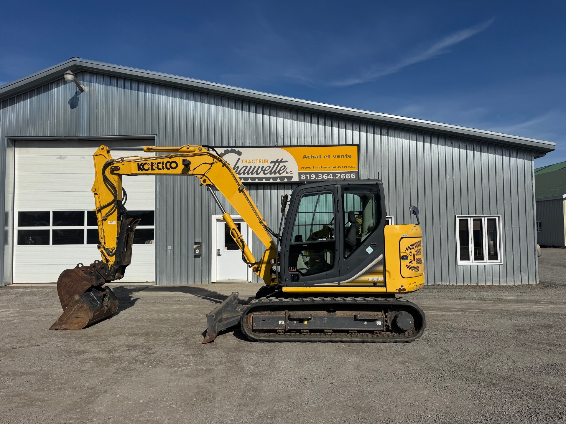 Kobelco SK85 (1).jpg