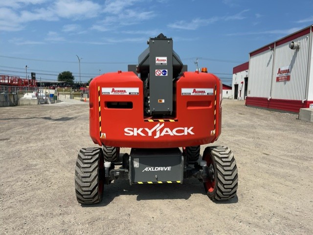 Skyjack SJ60AJ+ 2023 #NA0884 PROFIL ARRIERE BACK SIDE.jpg