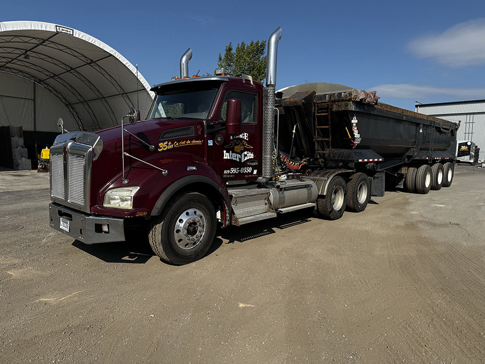 T880-2015-1.jpg