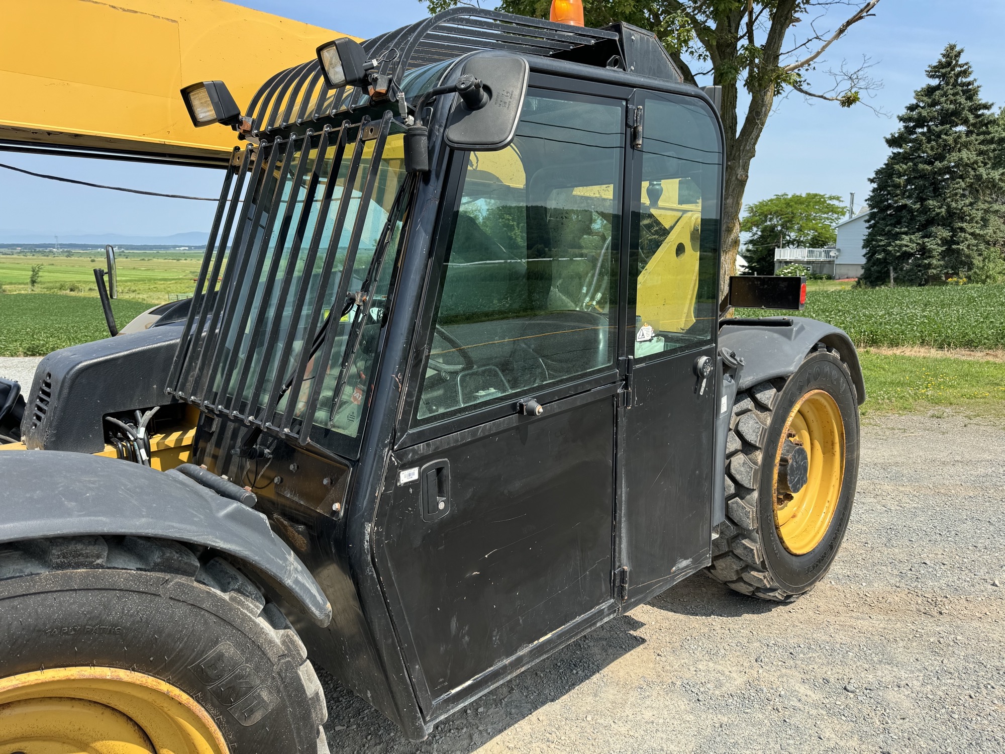 Caterpillar TL642_1491.jpg