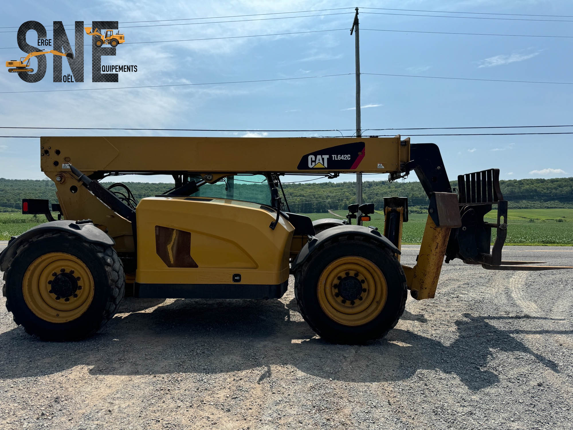 Caterpillar TL642_1484.jpg