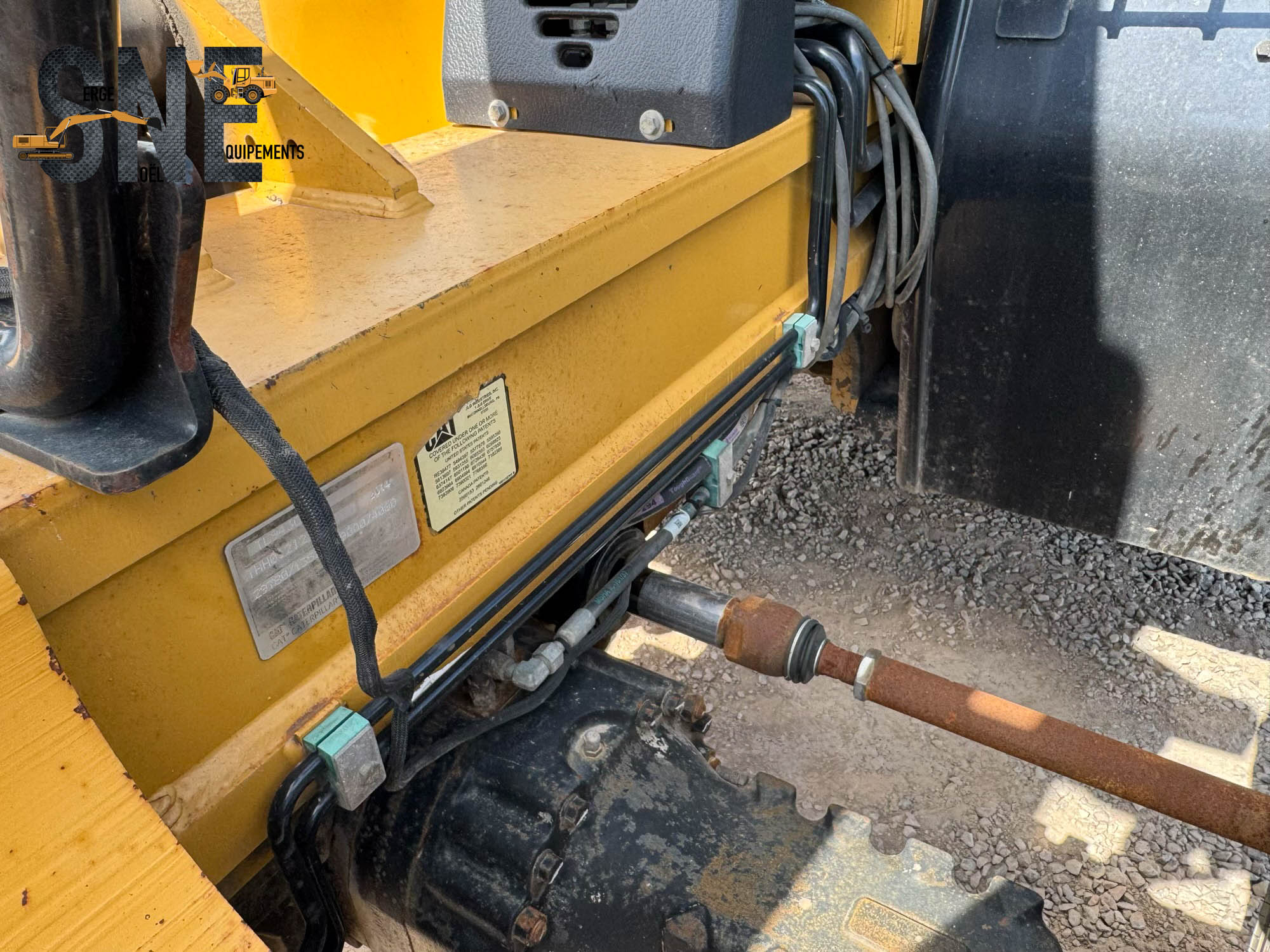 Caterpillar TL643C_6180.jpg