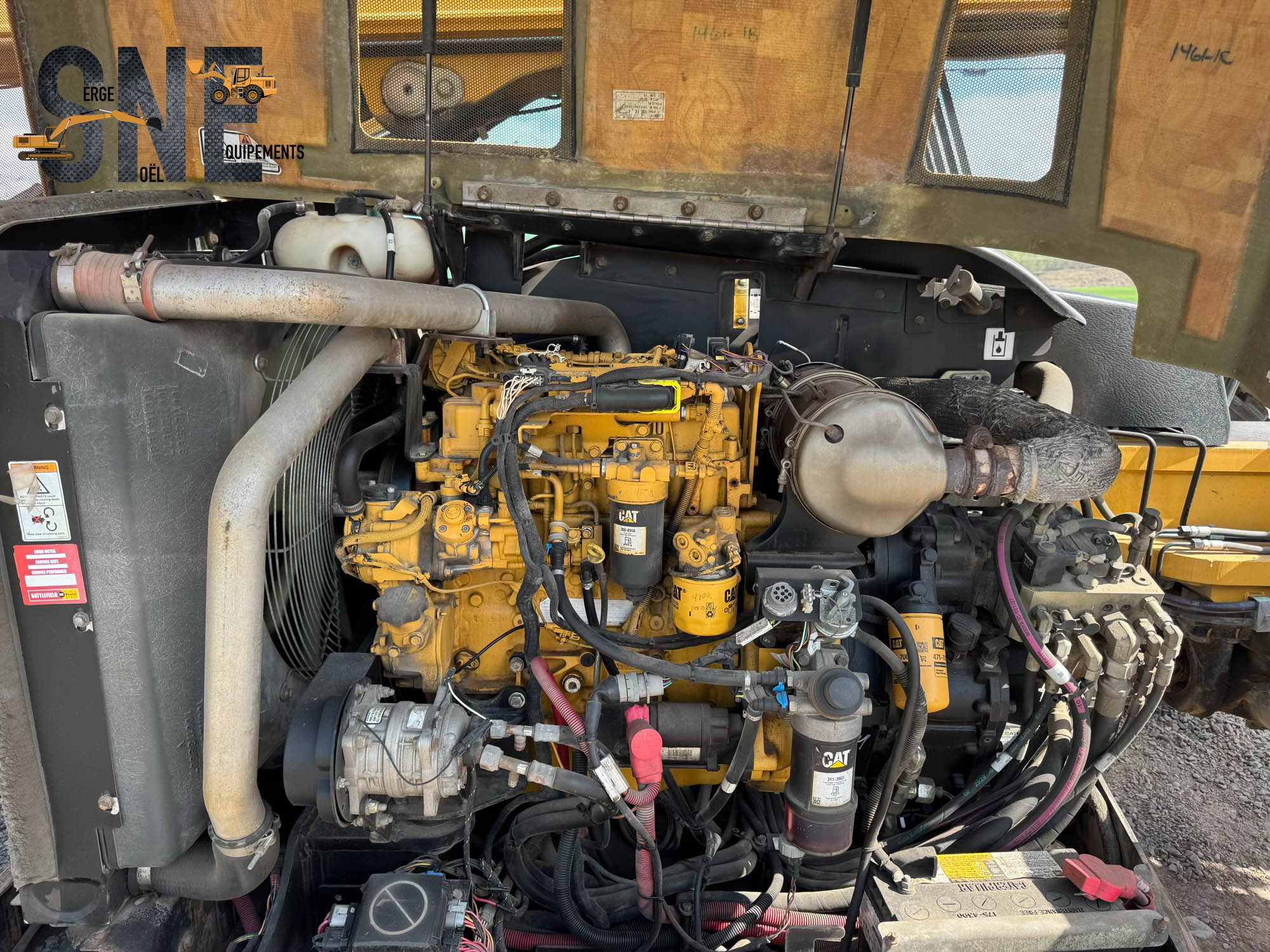 Caterpillar TL643C_6179.jpg