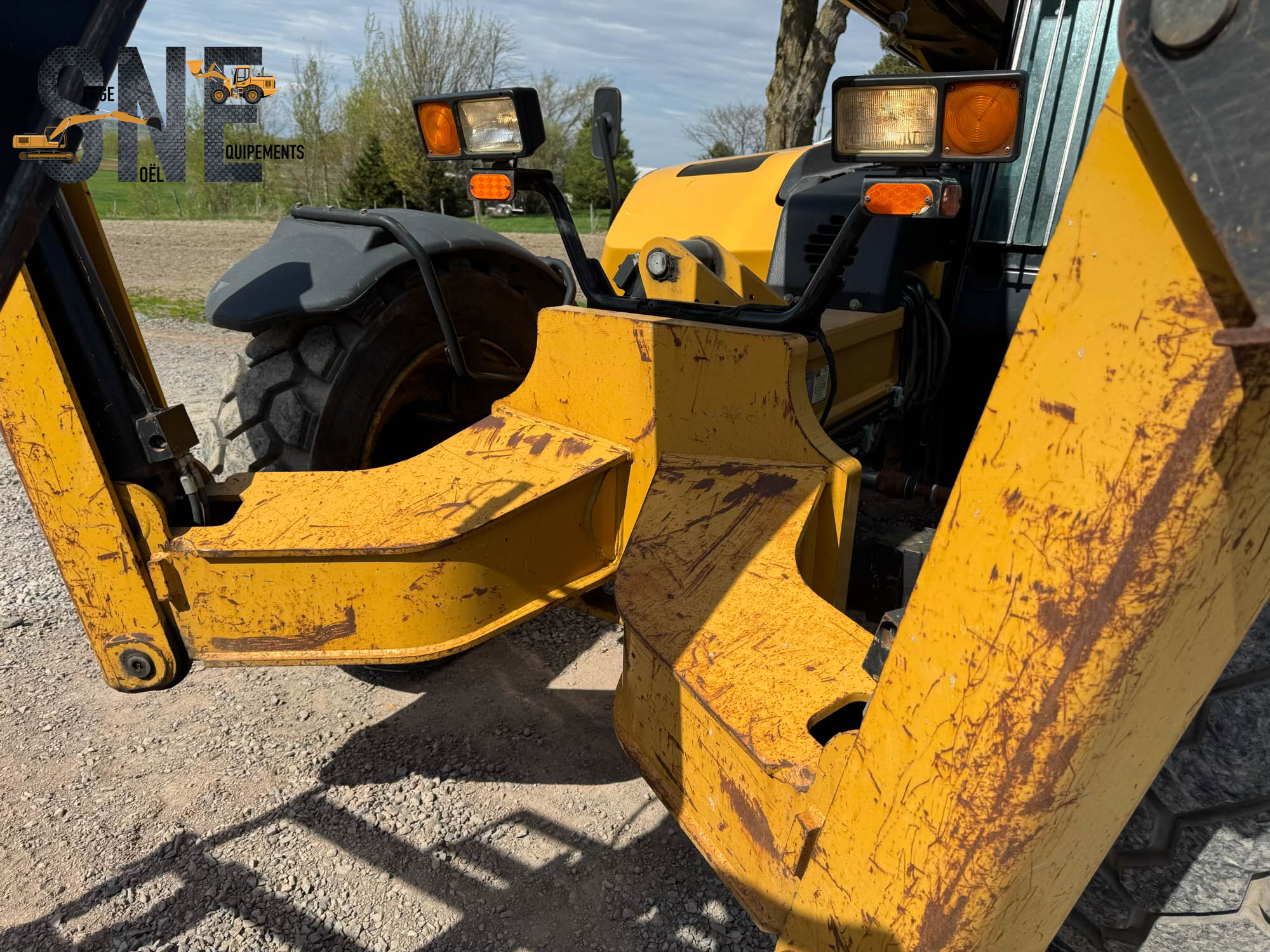 Caterpillar TL643C_6178.jpg