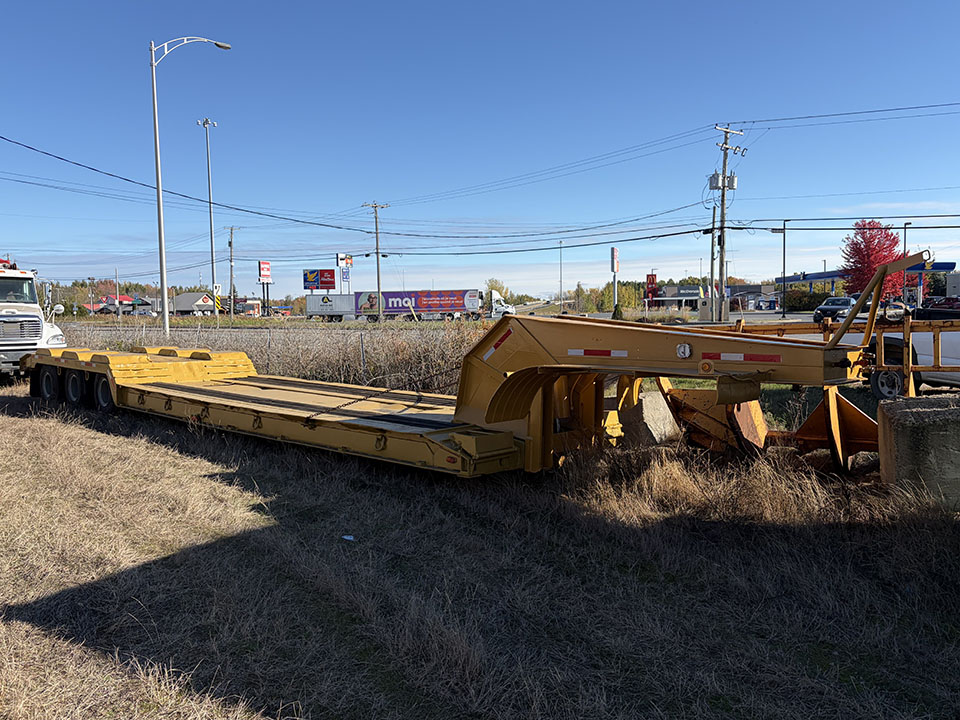 theriault fardier 3 essieux.jpeg