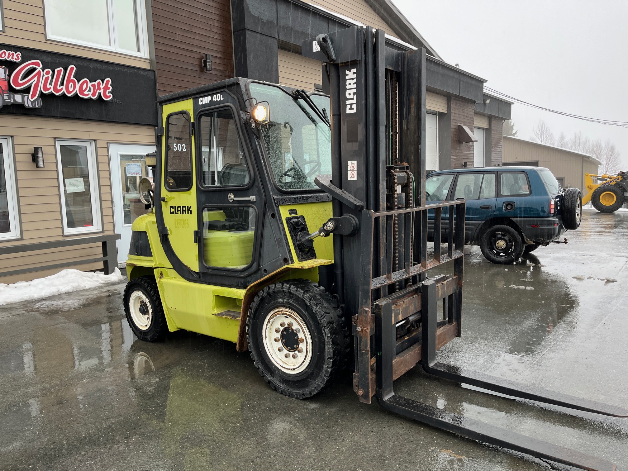 2006 - Clark CMP40L - Forklift 03.JPG