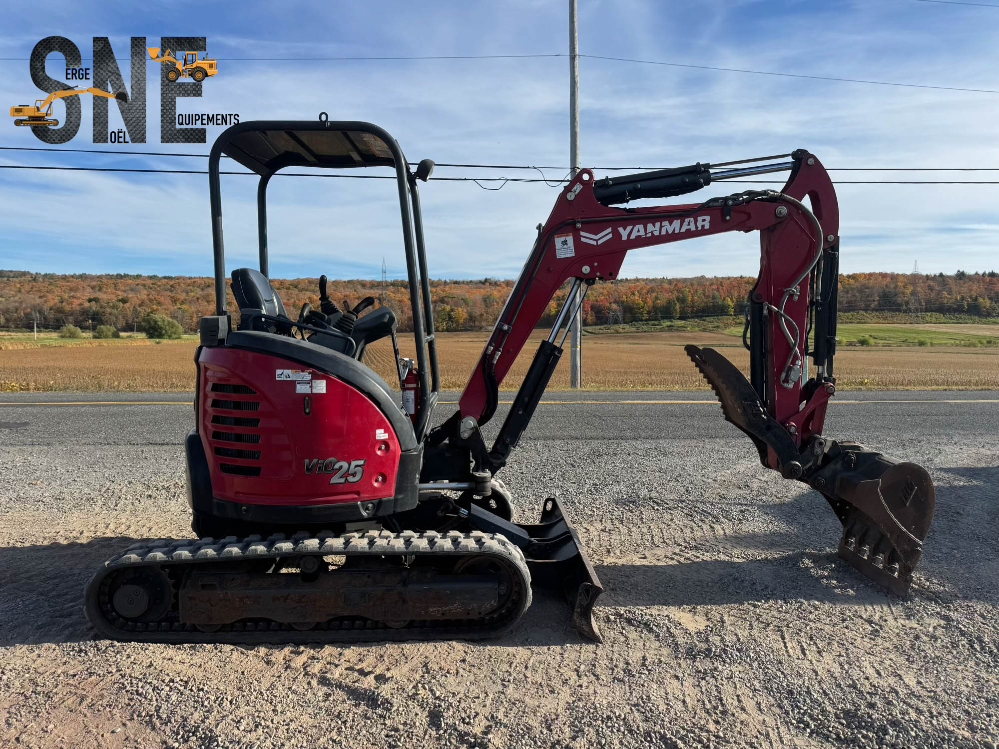 Yanmar VIO25_8585.jpg