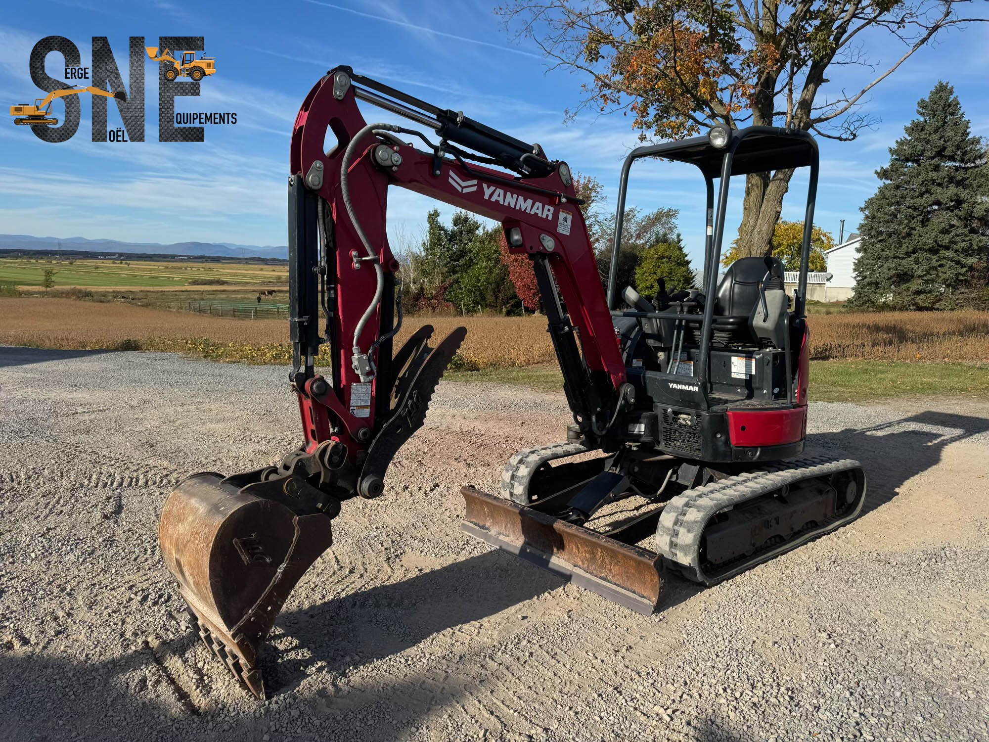 Yanmar VIO25_8583.jpg