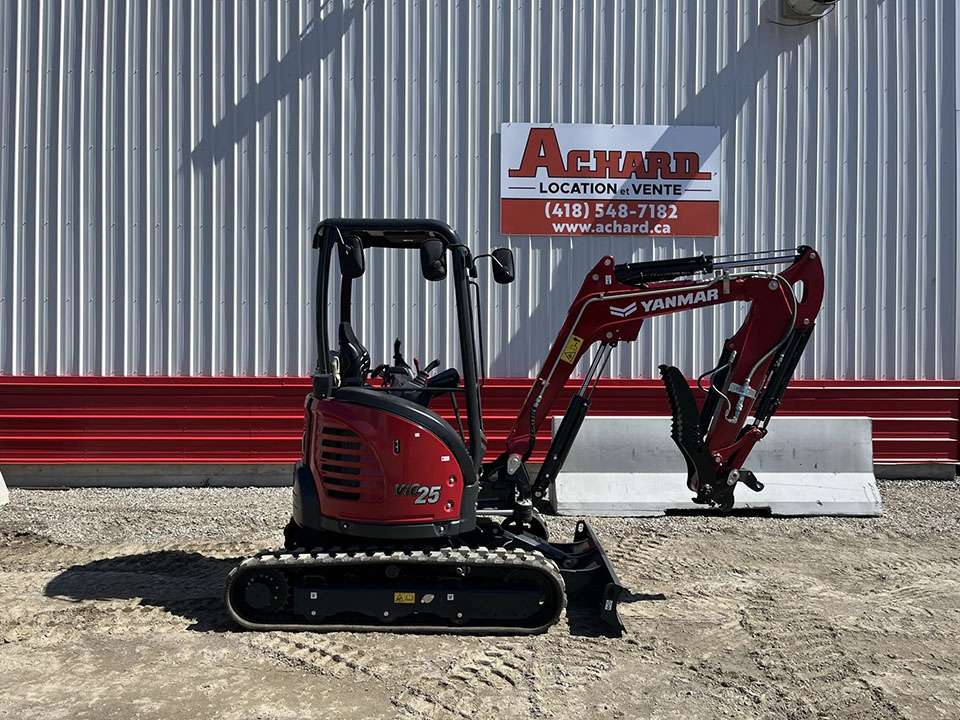 Yanmar-Vio25.jpg