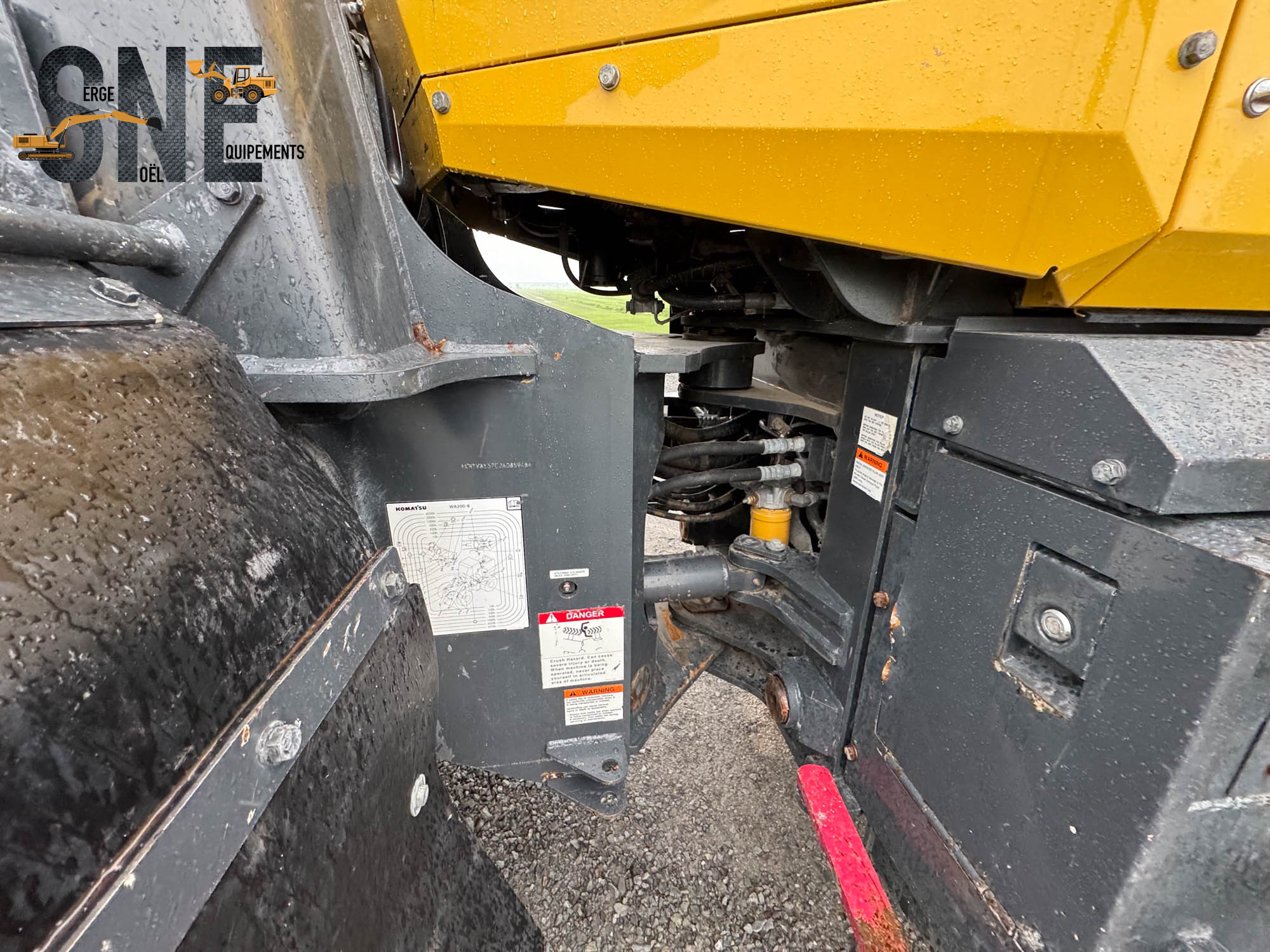 Komatsu WA200-8_7032.jpg