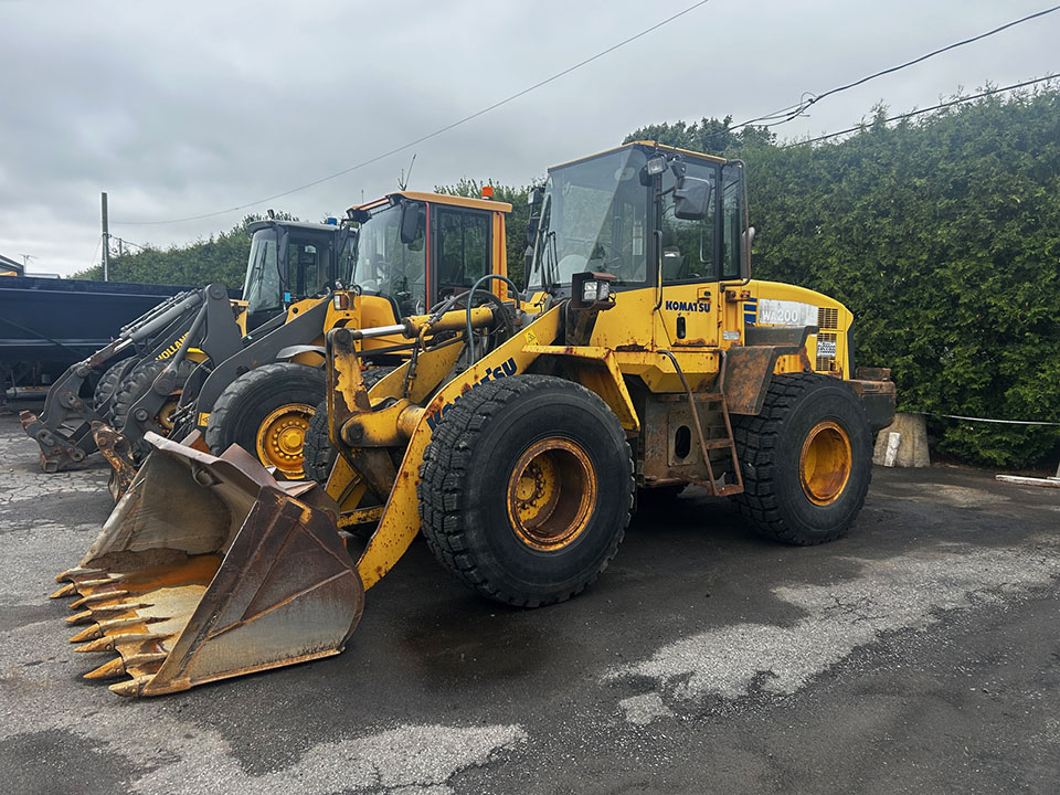 komatsu wa200-2007.jpg