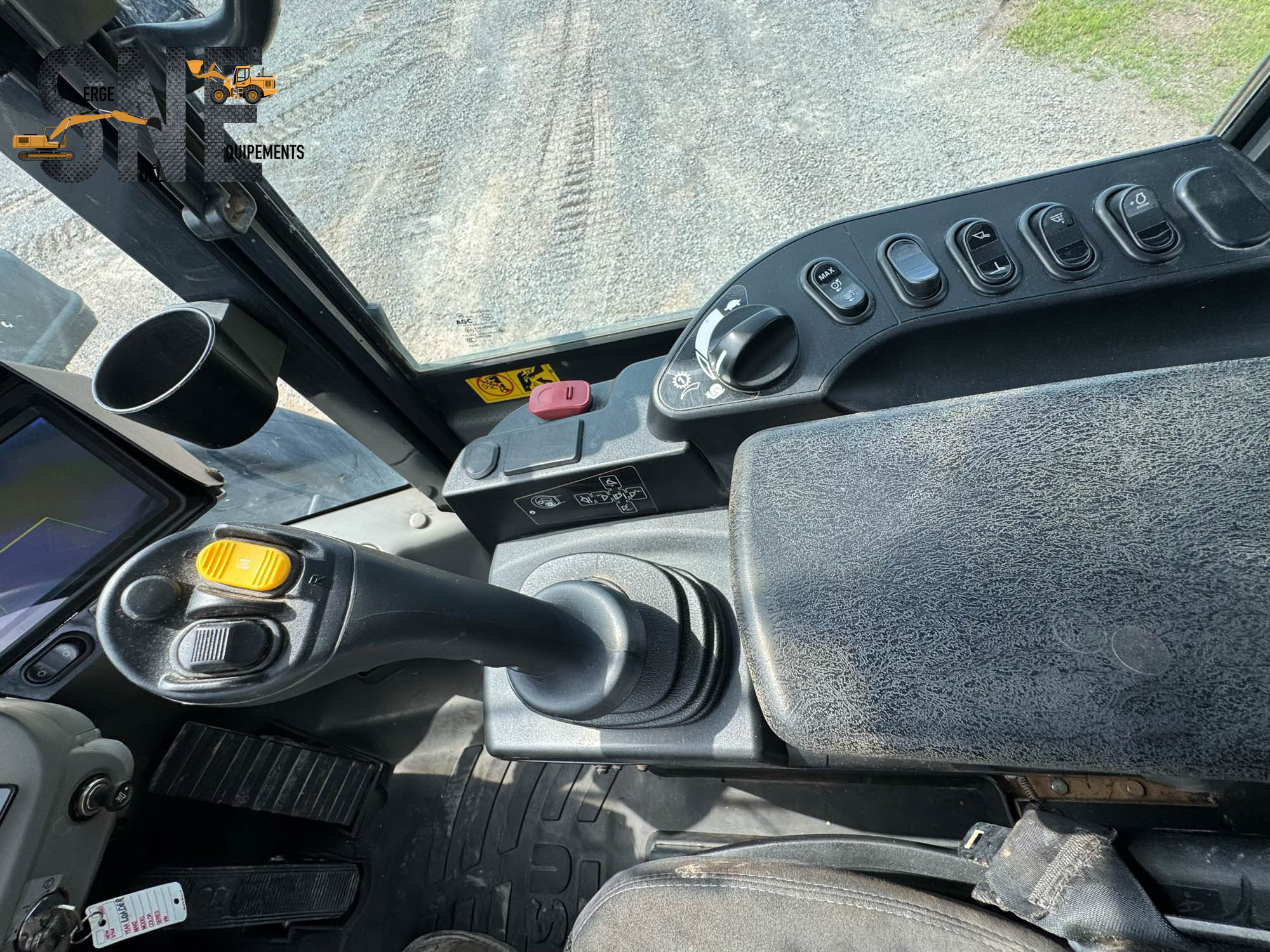 Komatsu WA270-8 #8768_6805 2.jpg