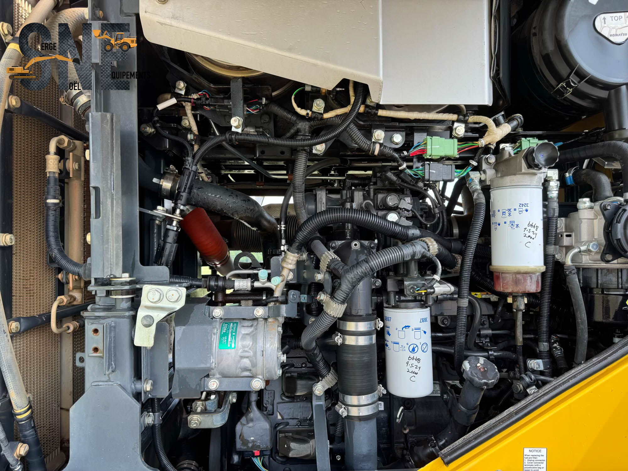 Komatsu WA270-8 #8768_6803 2.jpg